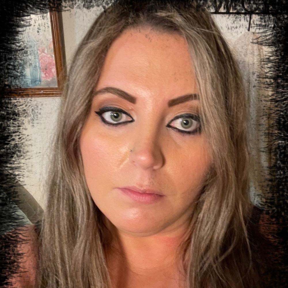 Meet your Posher, Tara